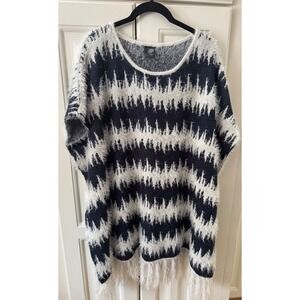 Kaktus Navy Blue & White Fuzzy Knit Fringe Poncho Top Sweater One Size‎ EUC